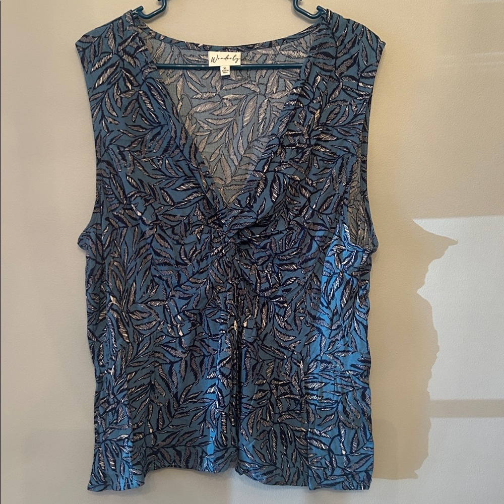 Wonderly Women's Twist Front Tank, Blue Leaf Pattern, Size XL